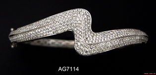 鼎铭首饰AG7114 广州市番禺区市桥大罗塘银建二路的金银珠宝与黄金首饰探秘